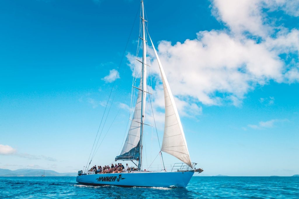 Hammer sailing yacht Whitsundays